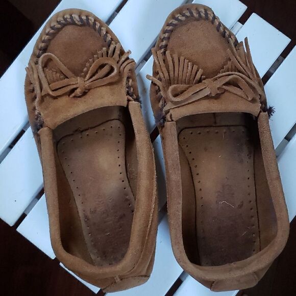 MINNETONKA Brown Suede Slip-on Moccasins Flats - Picture 2 of 6